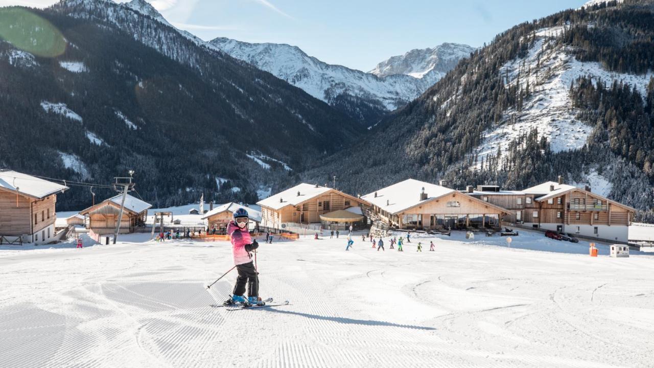 Almfamilyhotel Scherer Обертилиах Екстериор снимка