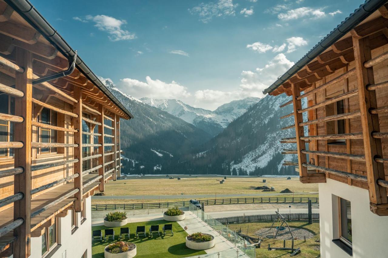 Almfamilyhotel Scherer Обертилиах Екстериор снимка